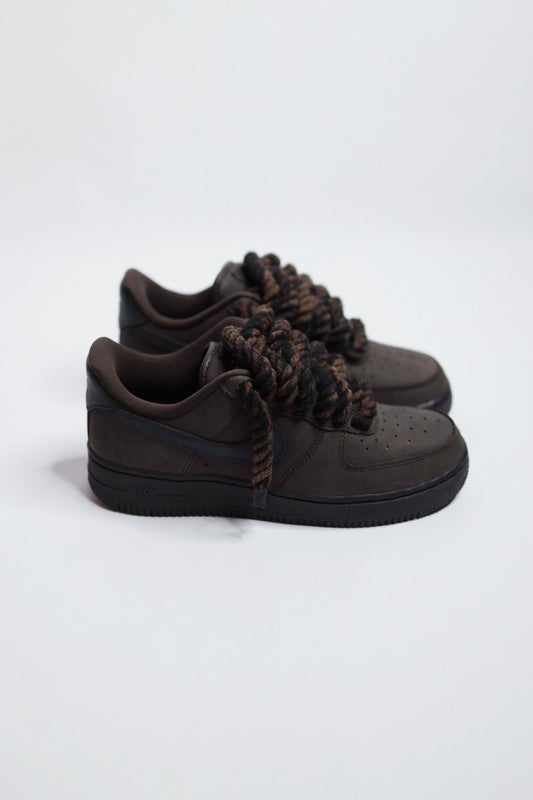 Low-Top Leather Sneaker Grizzly — Sample Pair