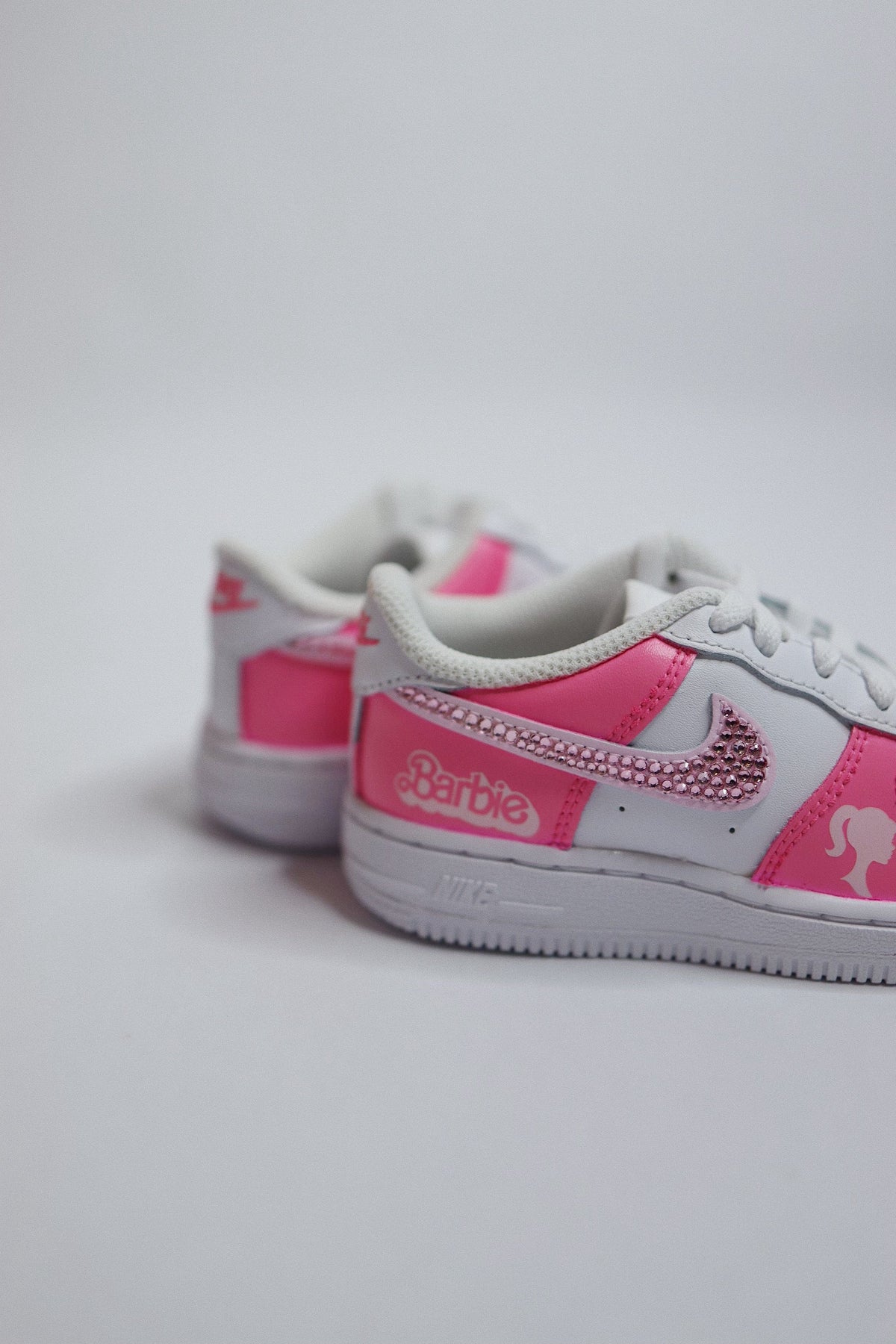Low-Top Leather Sneaker Hot Pink Bling — Sample Pair
