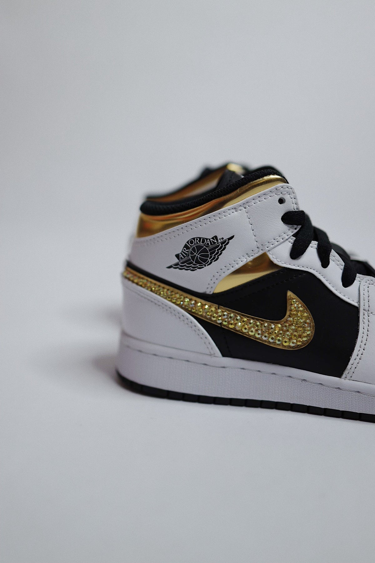 Retro High-Top Sneaker Black Gold Bling — Sample Pair