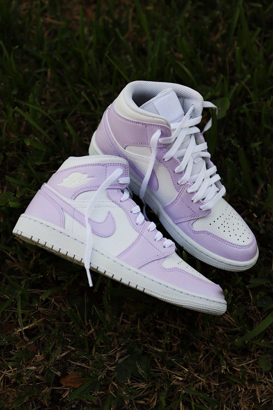 Retro High-Top Sneaker Lilac