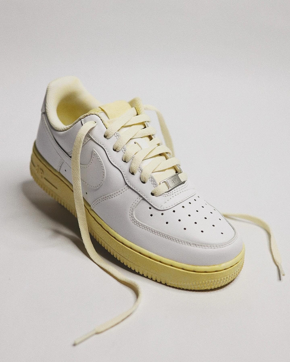 Aged Low-Top Leather Sneaker "Butter" White and Cream Beige Unisex