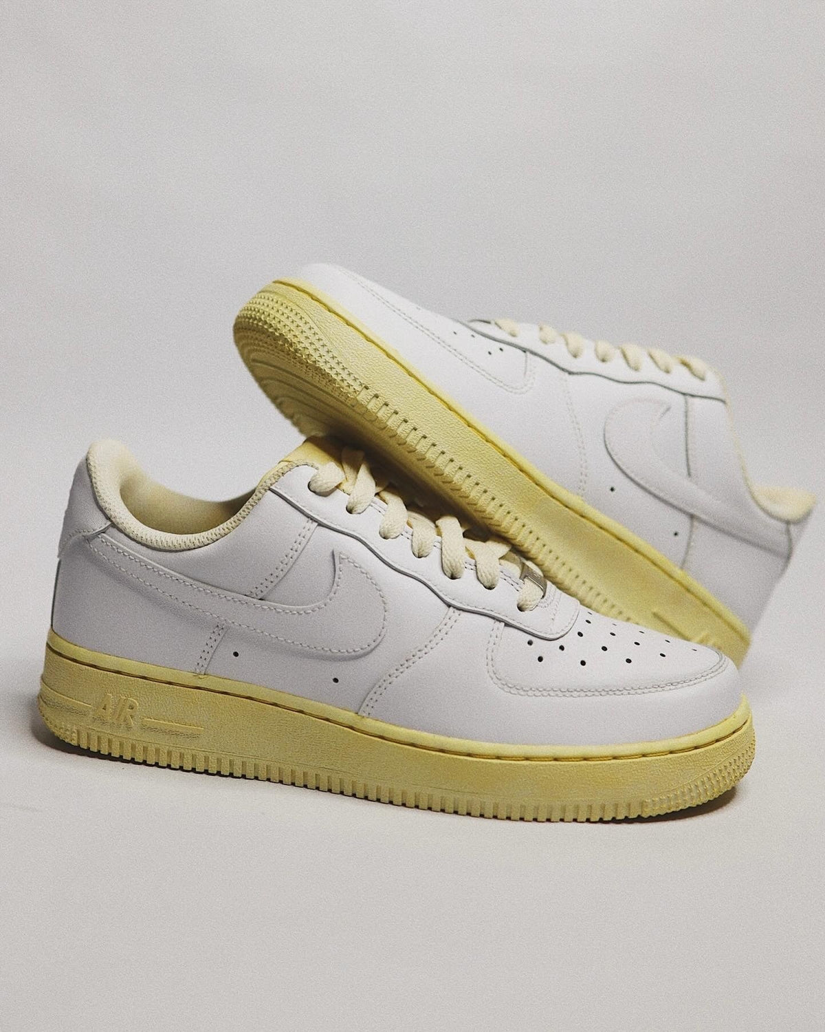 Aged Low-Top Leather Sneaker "Butter" White and Cream Beige Unisex