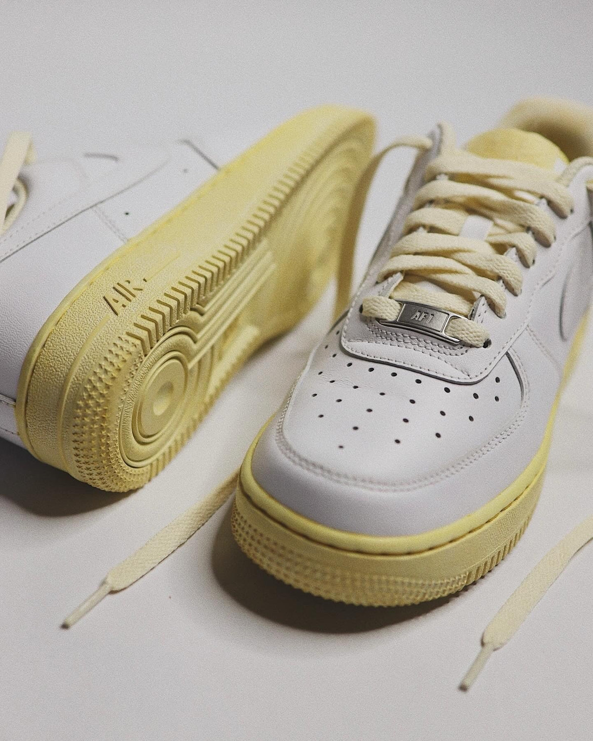 Aged Low-Top Leather Sneaker "Butter" White and Cream Beige Unisex
