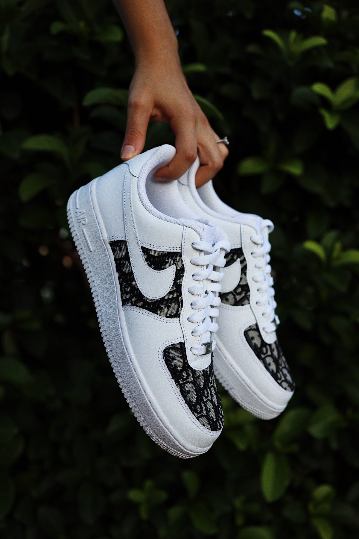 Mono Print Low-Top Leather Sneaker Cream Black Unisex