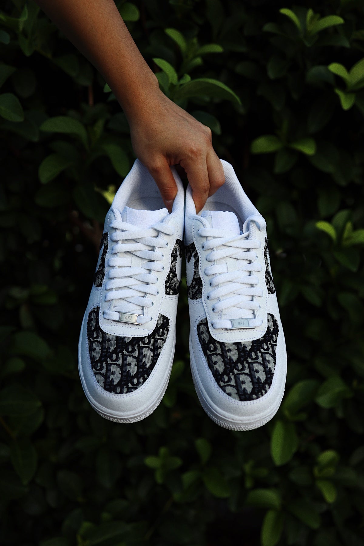 Mono Print Low-Top Leather Sneaker Cream Black Unisex