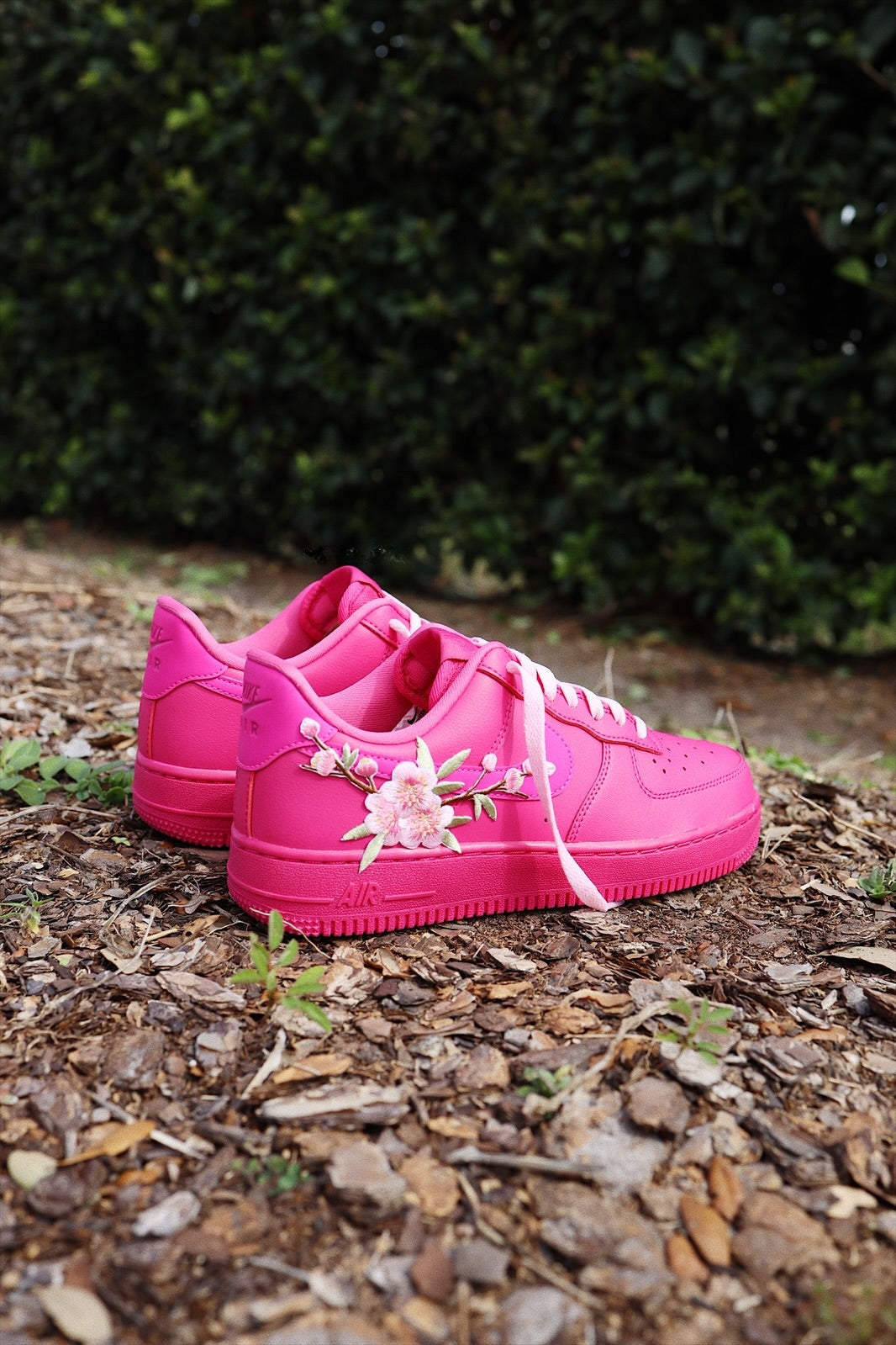 Embroidered Blossom Flower Patch Custom Hot Pink Low-Top Leather Sneaker
