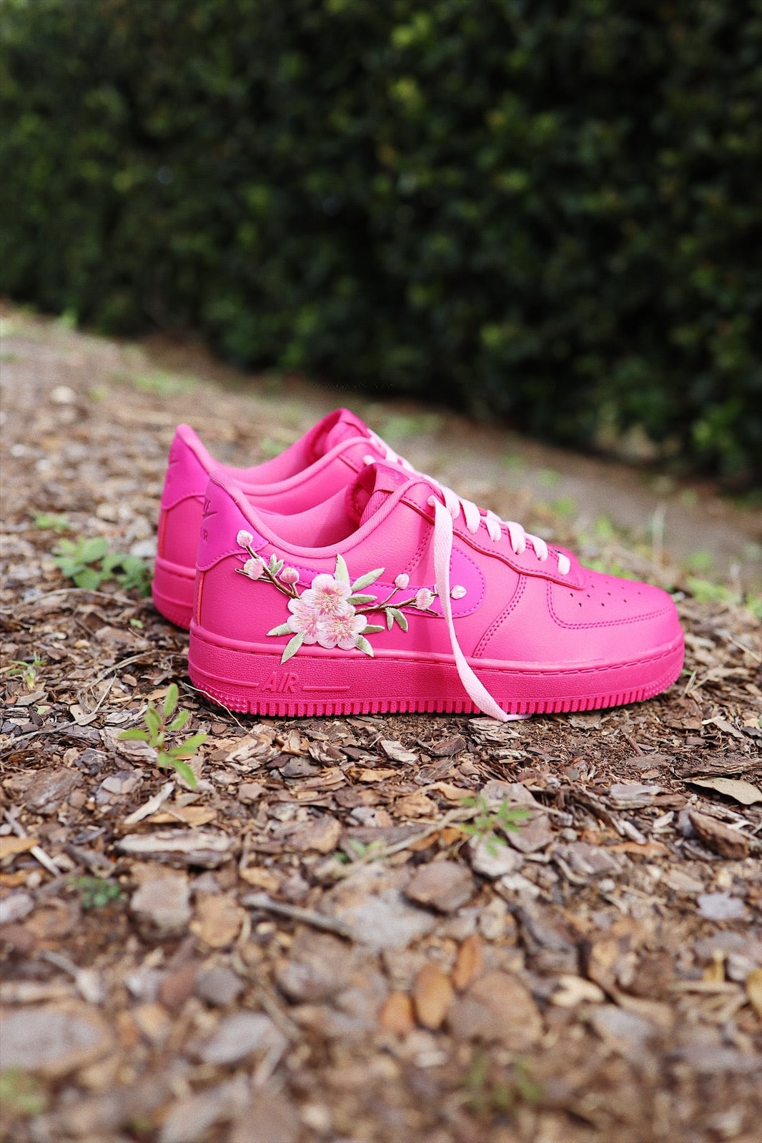 Embroidered Blossom Flower Patch Custom Hot Pink Low-Top Leather Sneaker