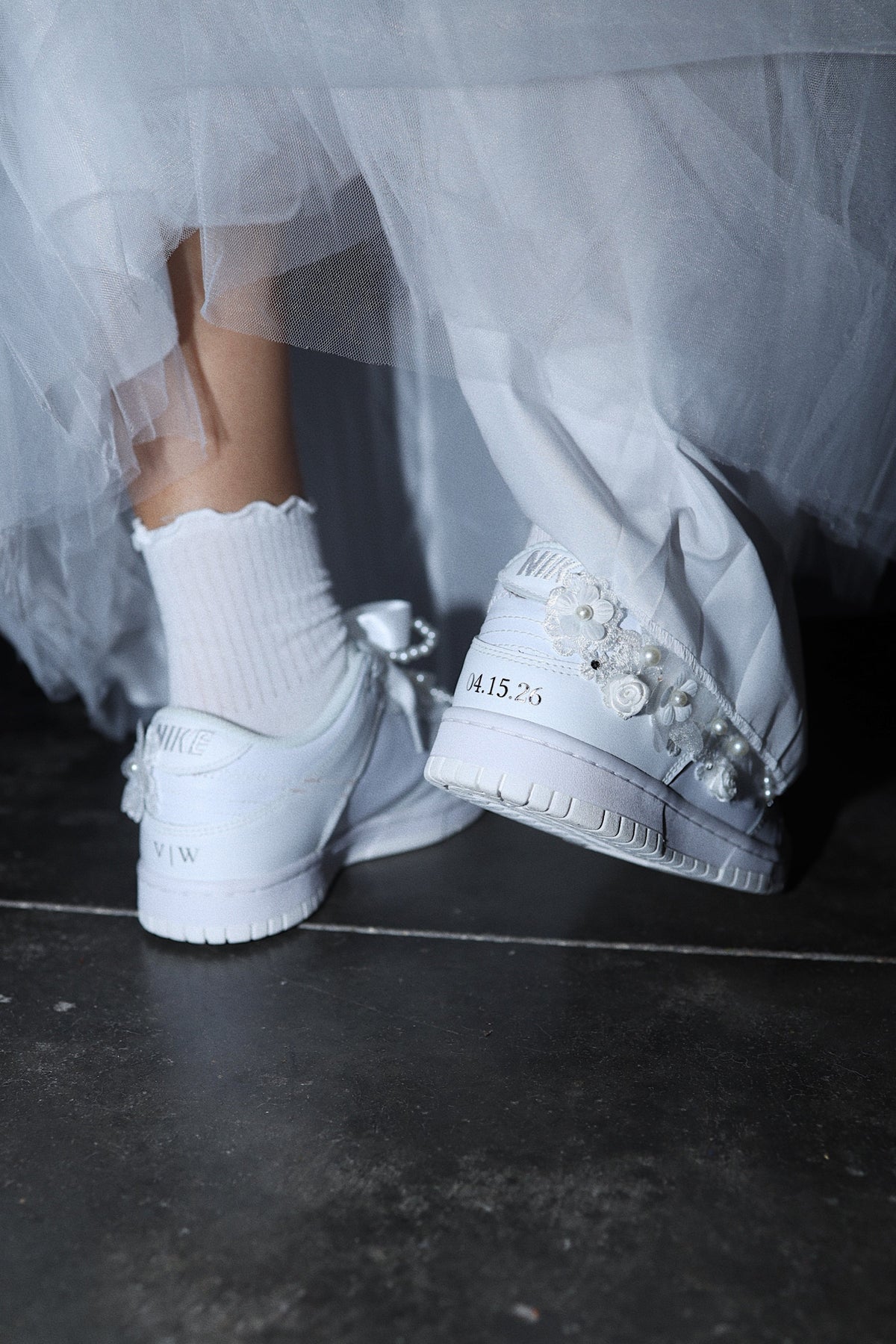 Flor Blanca Court Sneaker