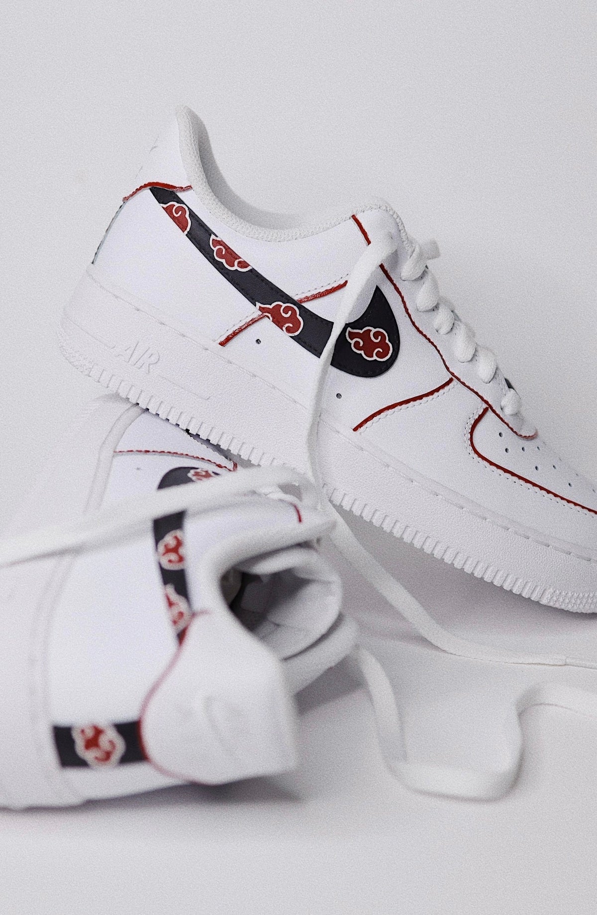 Low-Top Leather Sneaker Anime Cloud
