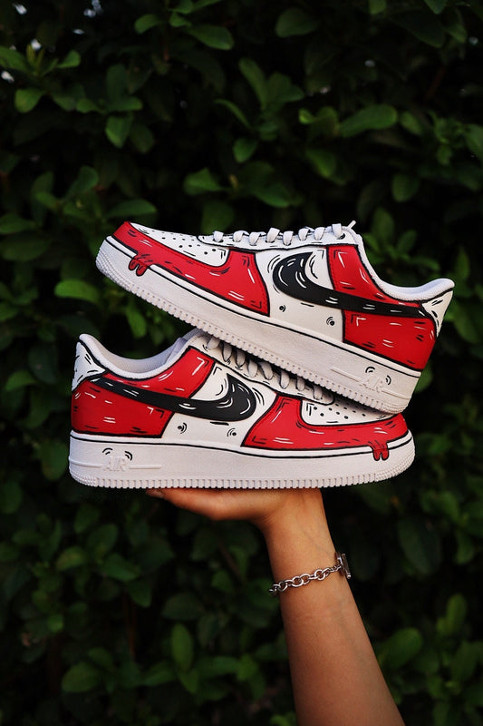 Low-Top Leather Sneaker Cartoon Drip