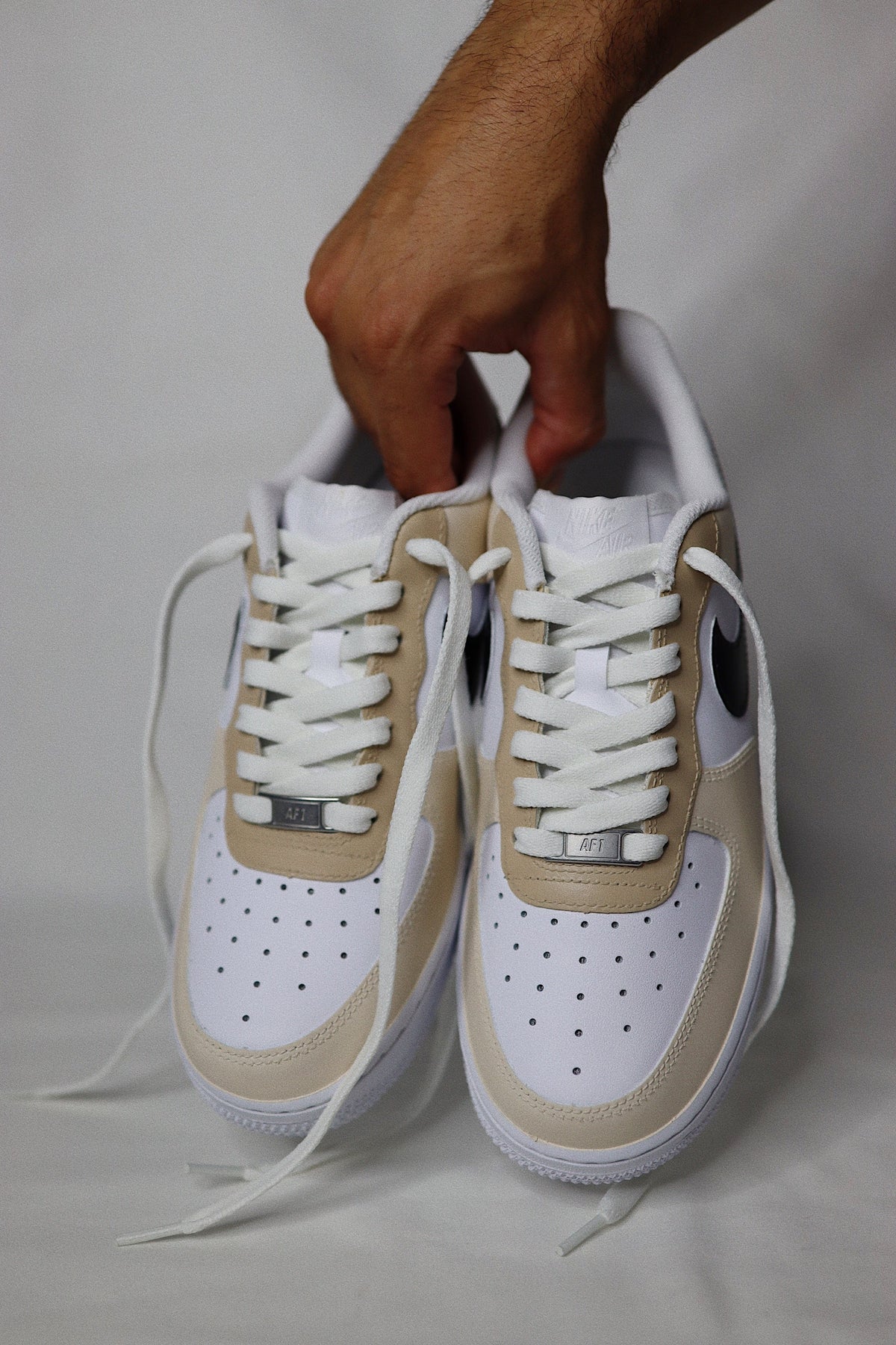 Low-Top Leather Sneaker Earthy Tones