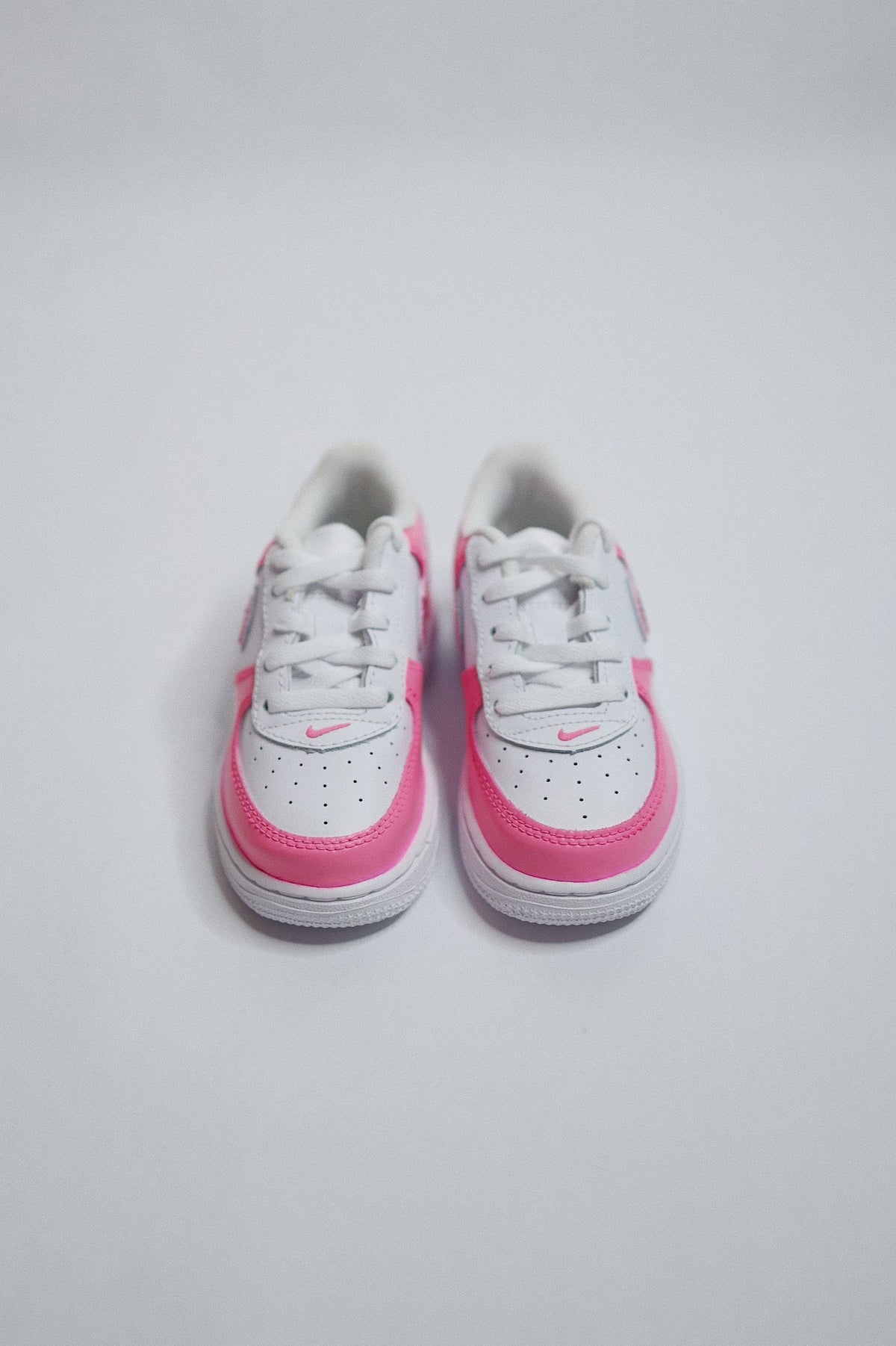 Low-Top Leather Sneaker Hot Pink Bling — Sample Pair