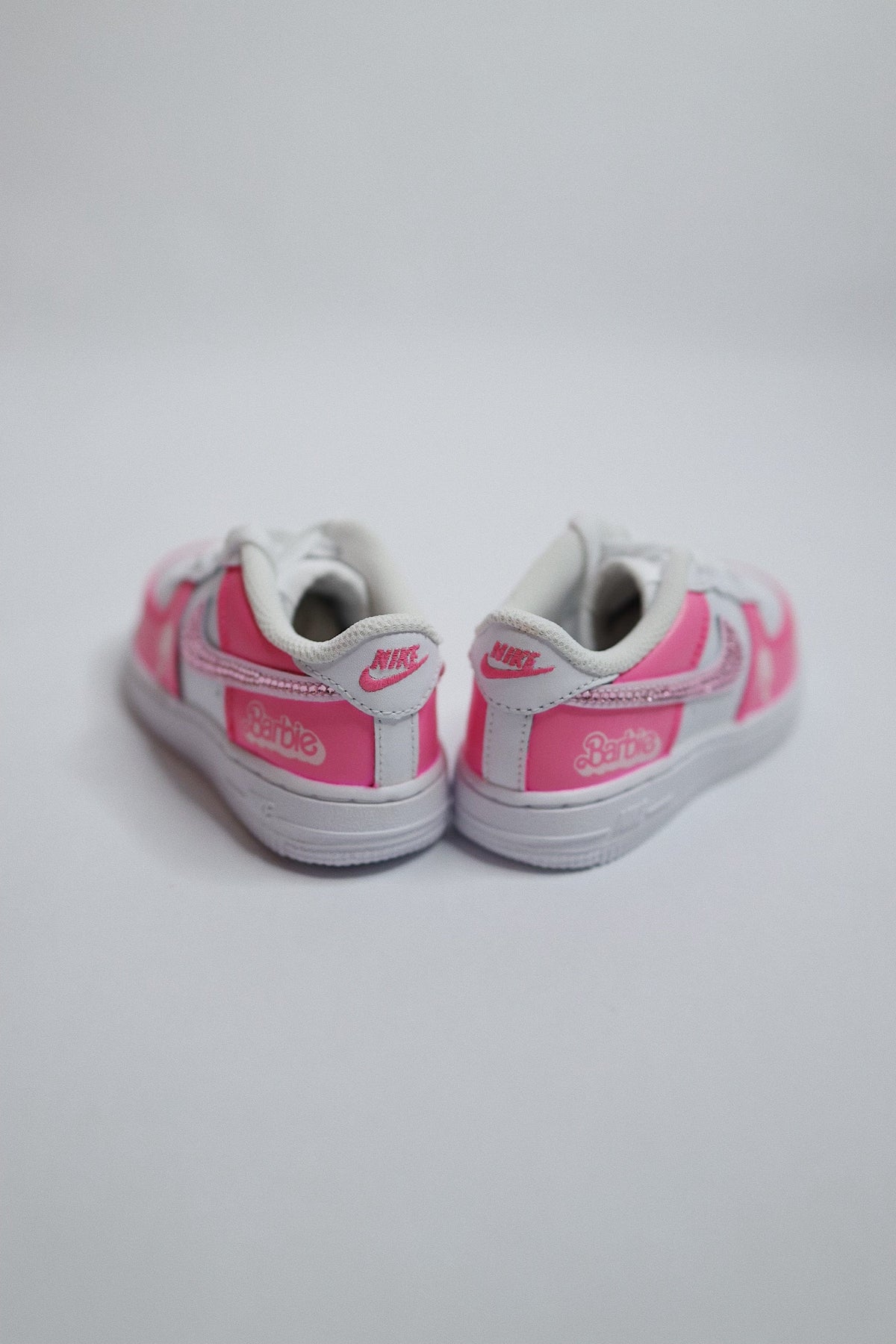 Low-Top Leather Sneaker Hot Pink Bling — Sample Pair