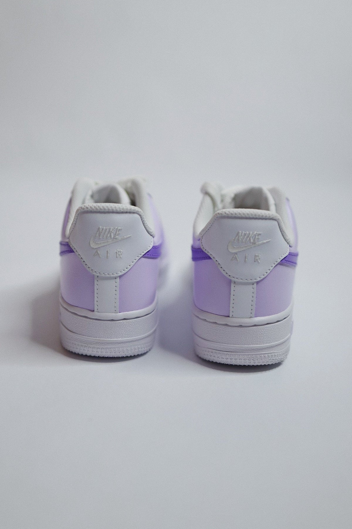 Low-Top Leather Sneaker Lavender Dreams — Sample Pair
