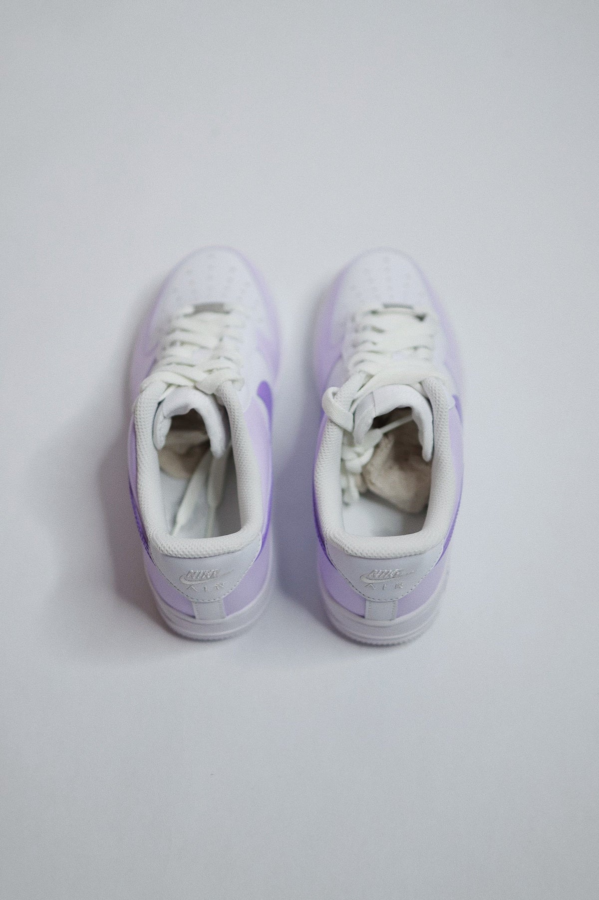 Low-Top Leather Sneaker Lavender Dreams — Sample Pair