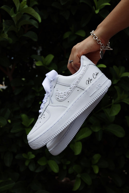 Low-Top Leather Sneaker Mix
