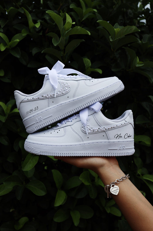 Low-Top Leather Sneaker Mix