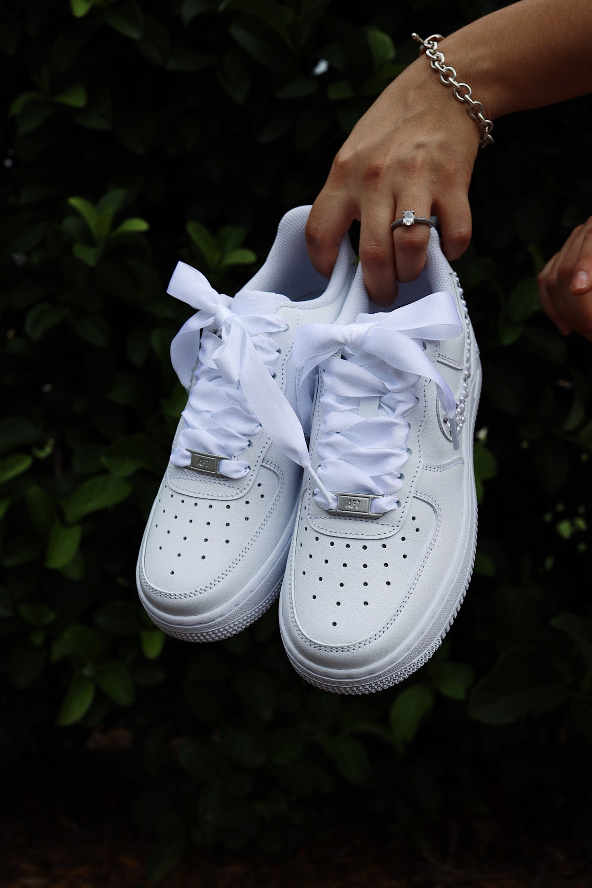 Low-Top Leather Sneaker Mix