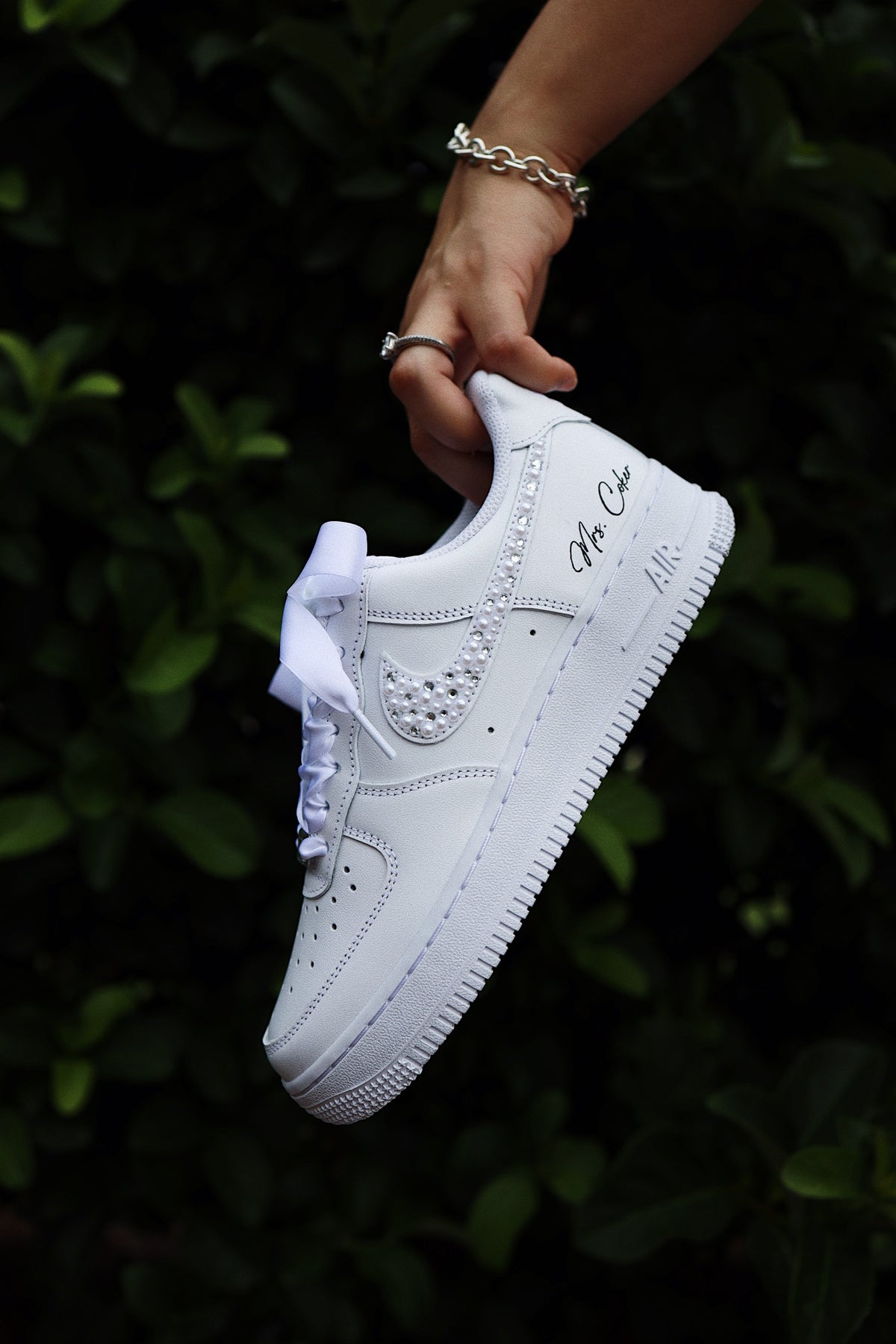Low-Top Leather Sneaker Mix