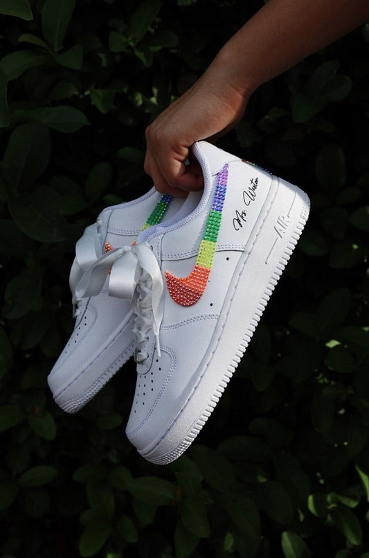 Low-Top Leather Sneaker Rainbow