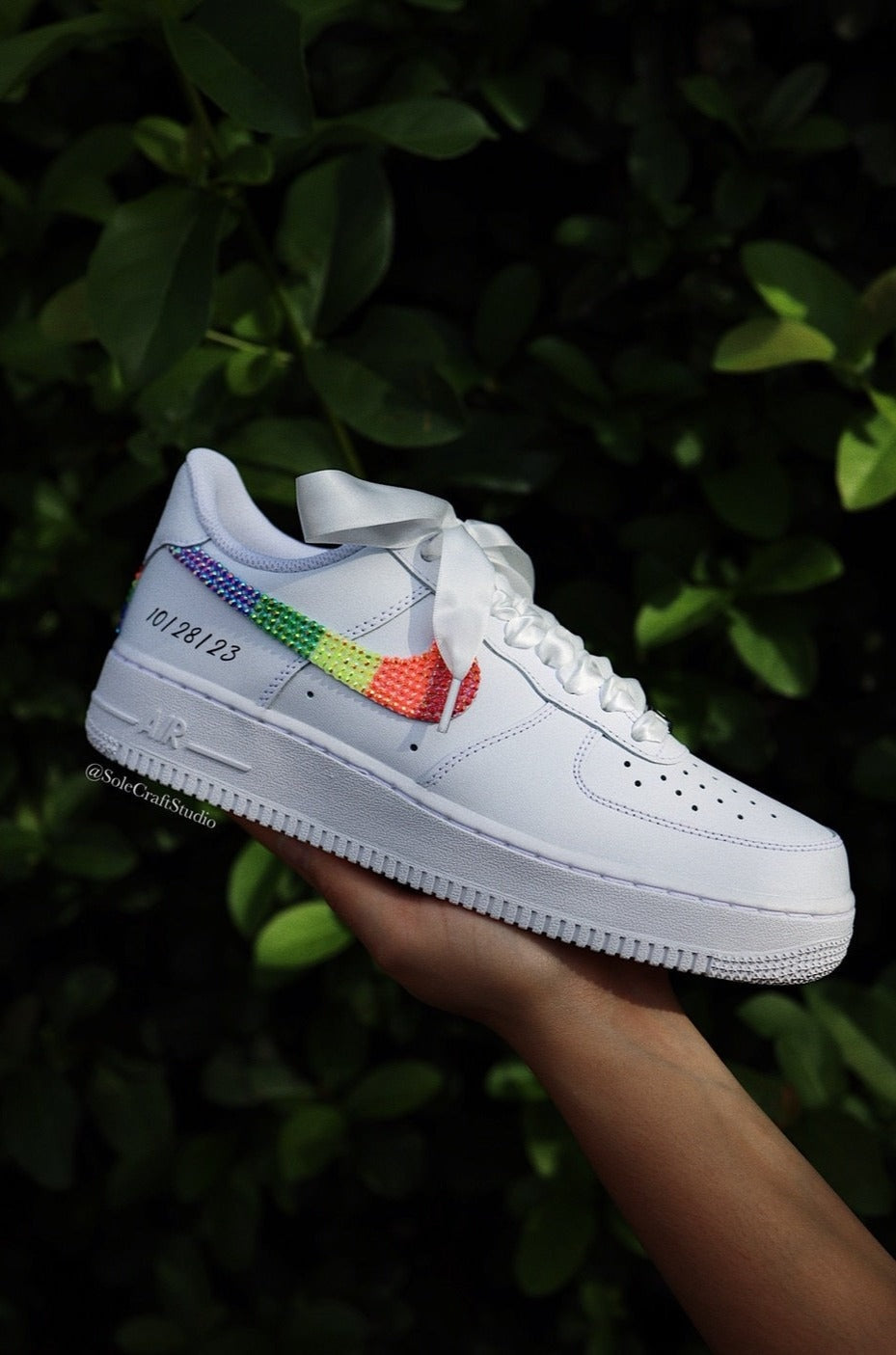 Low-Top Leather Sneaker Rainbow