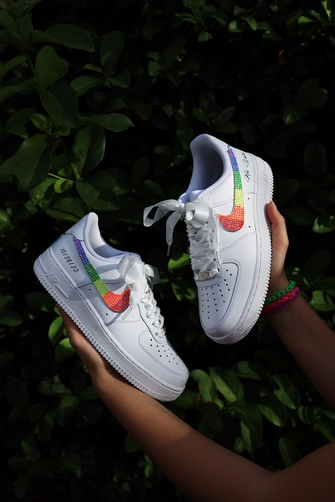 Low-Top Leather Sneaker Rainbow