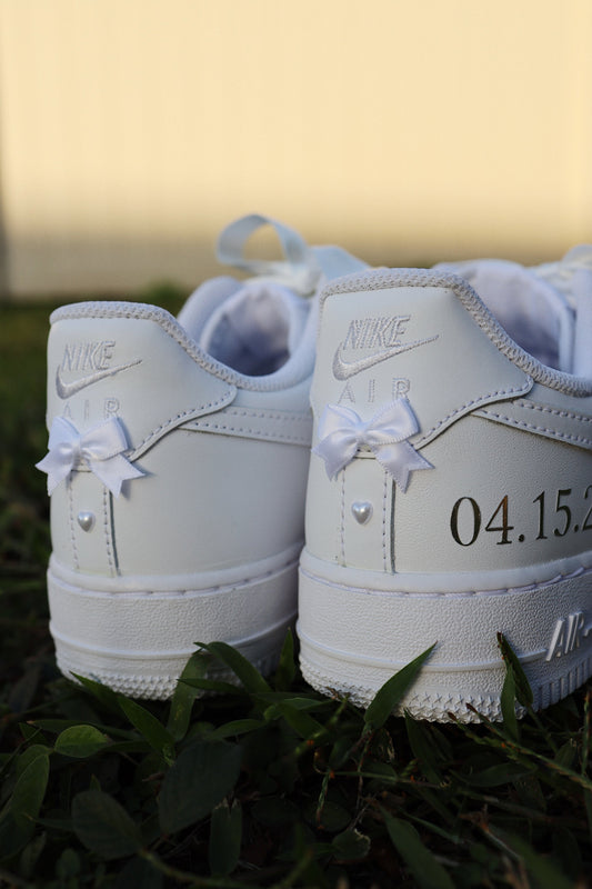 Low-Top Leather Sneaker Ribbon