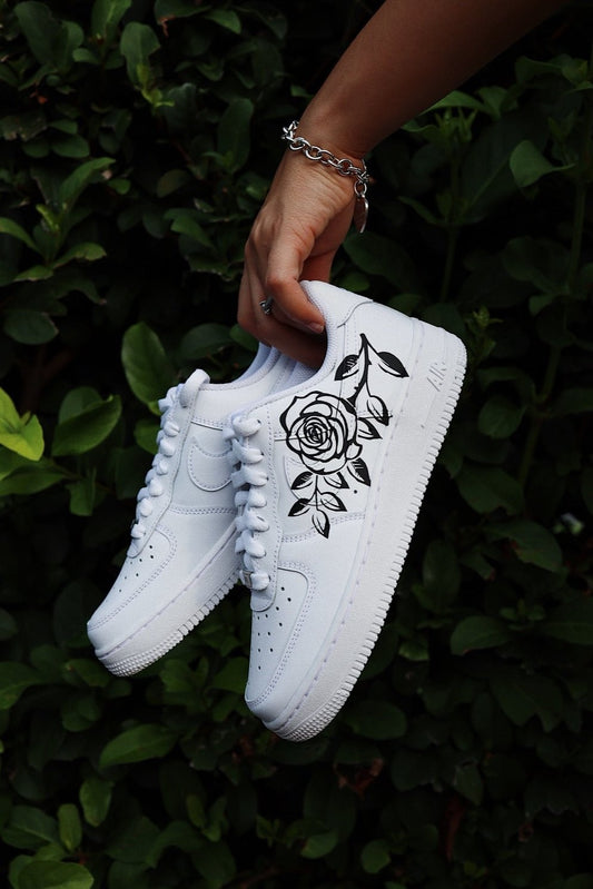 Low-Top Leather Sneaker Rose Silhouette