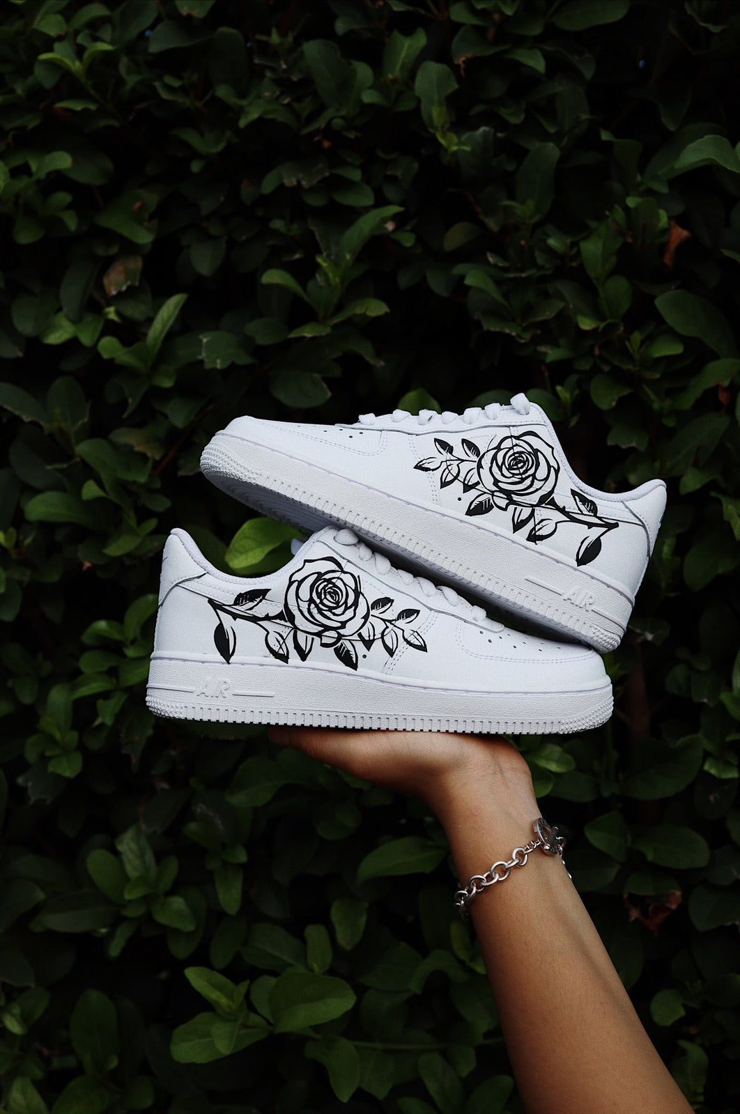 Low-Top Leather Sneaker Rose Silhouette