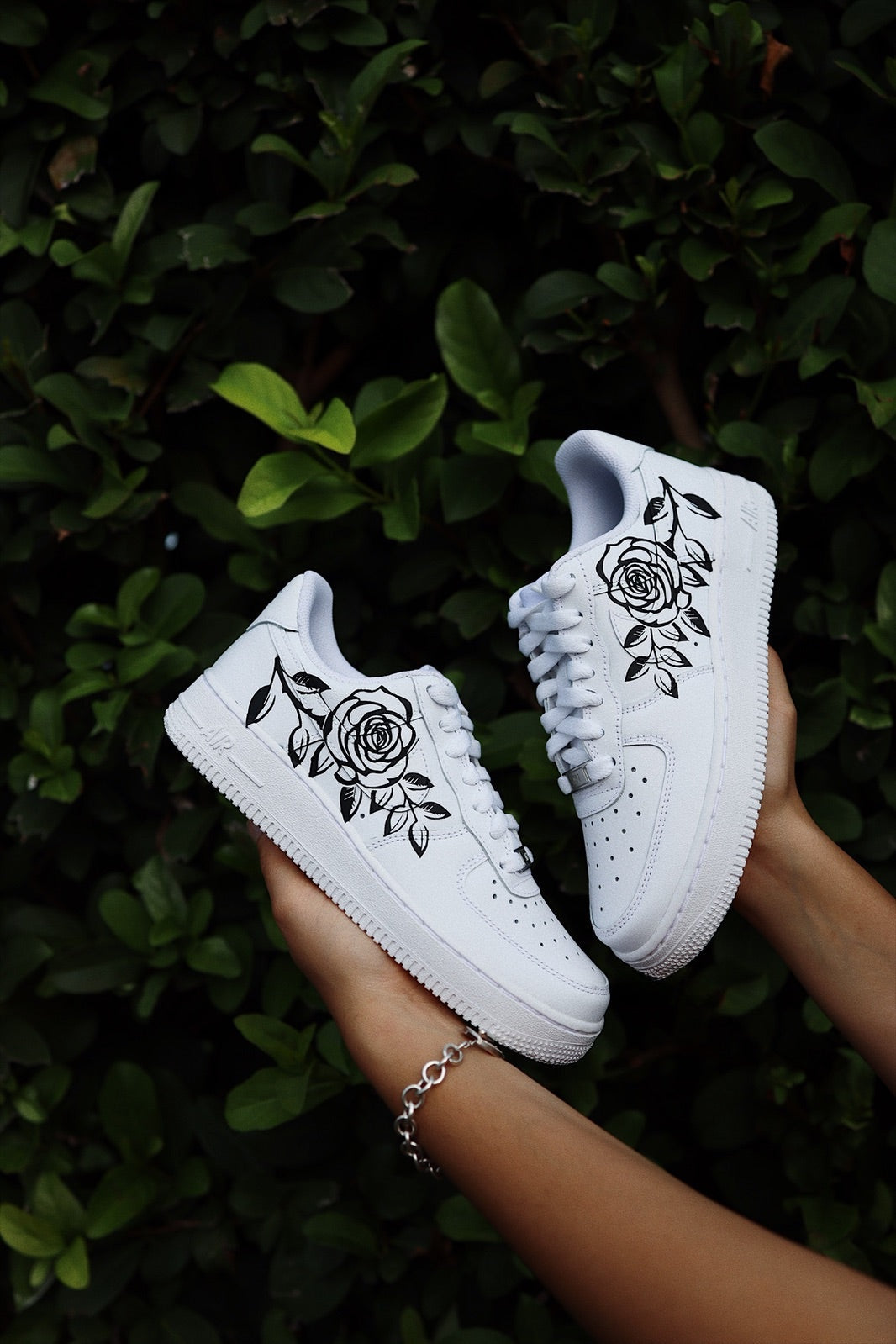 Low-Top Leather Sneaker Rose Silhouette
