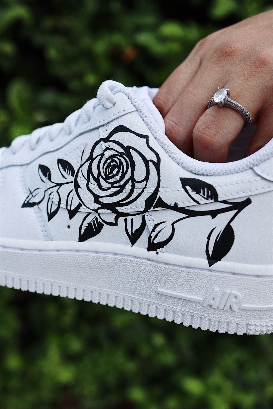 Low-Top Leather Sneaker Rose Silhouette