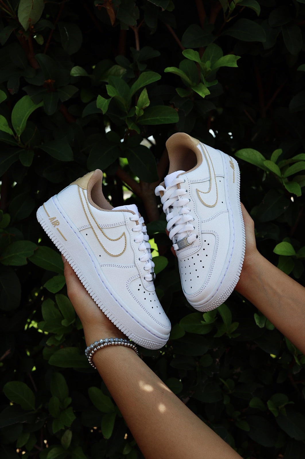 Low-Top Leather Sneaker Tan Outline