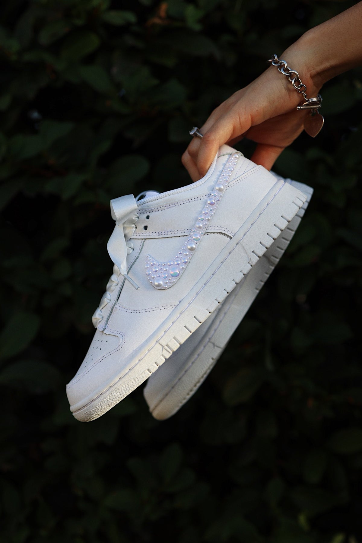 Perla Blanca Court Sneaker