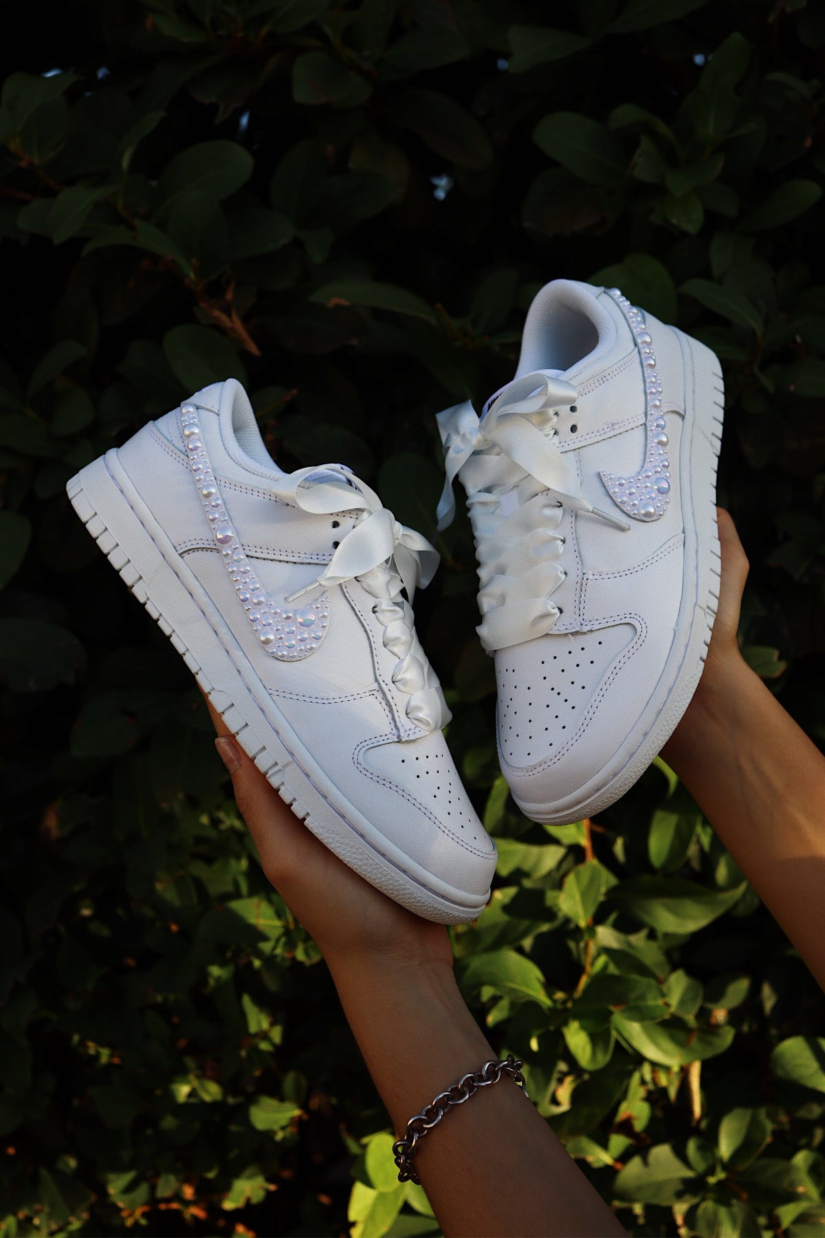 Perla Blanca Court Sneaker