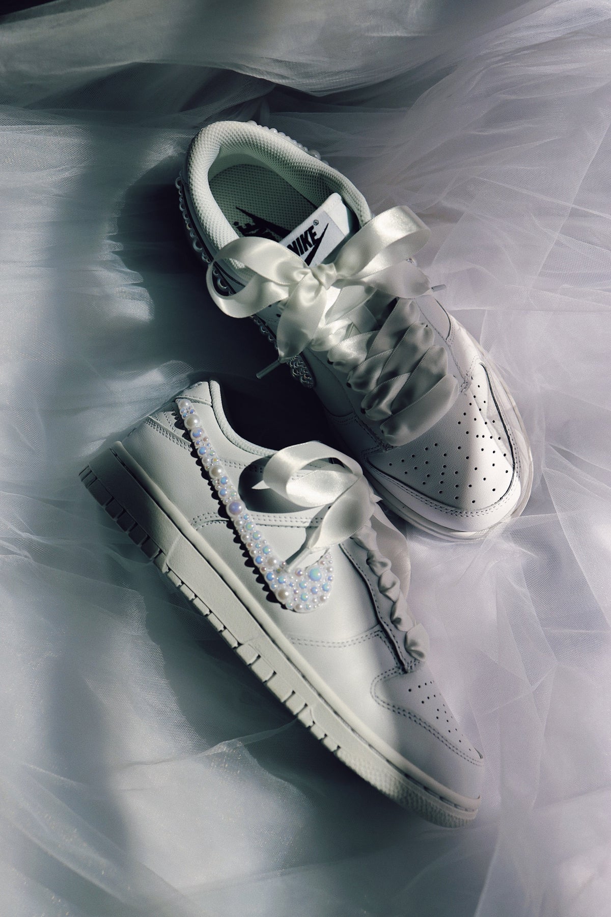 Perla Blanca Court Sneaker