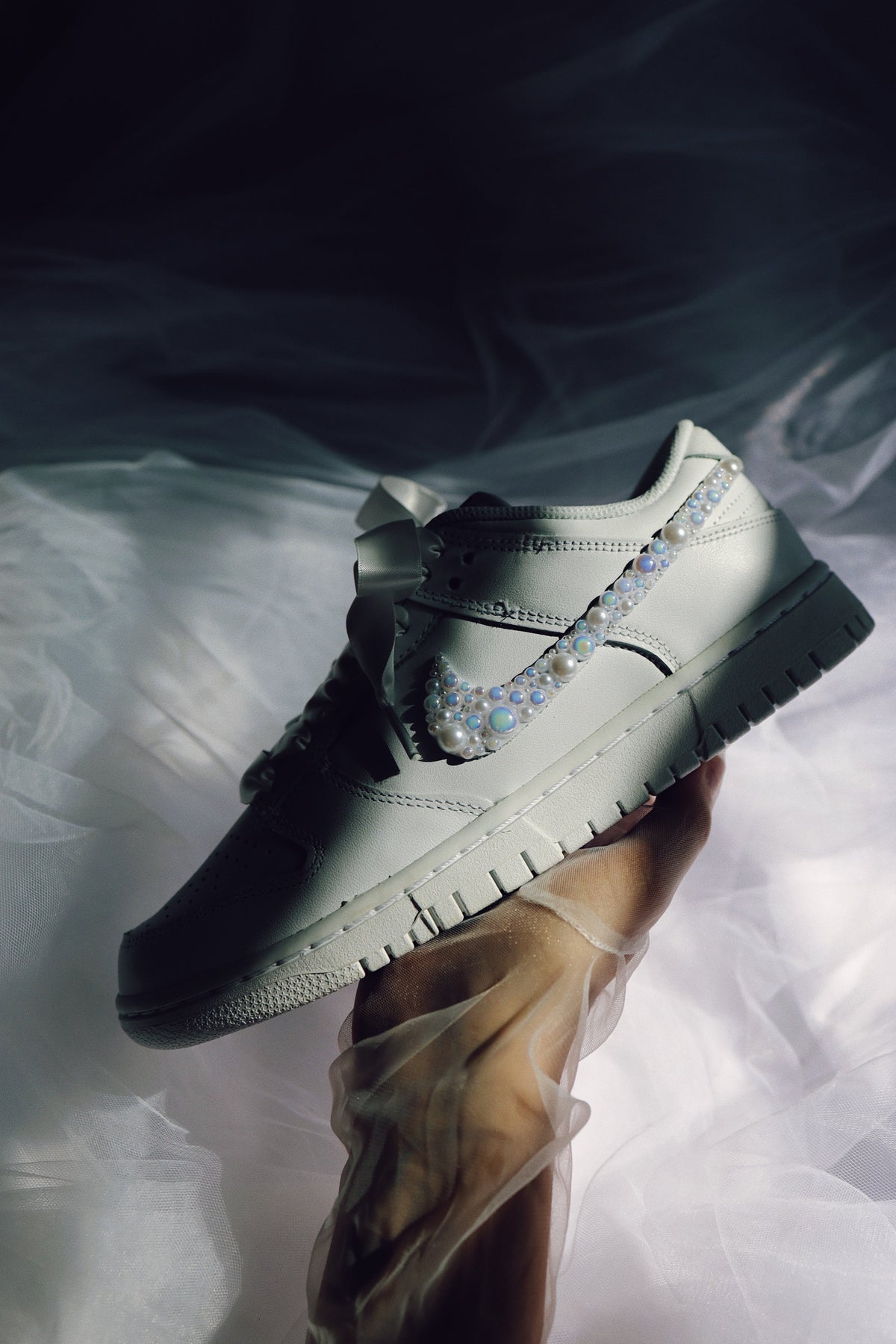 Perla Blanca Court Sneaker
