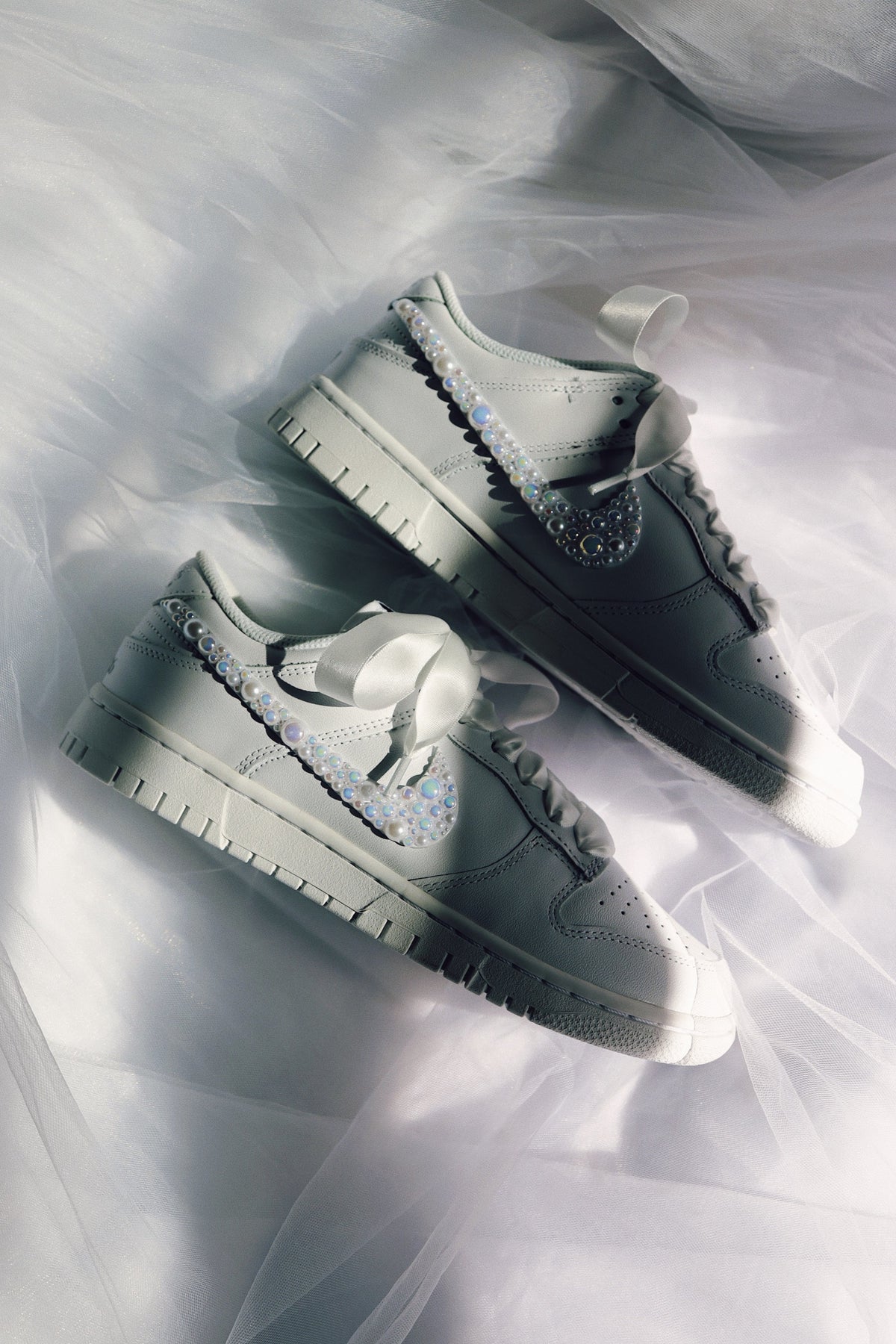 Perla Blanca Court Sneaker