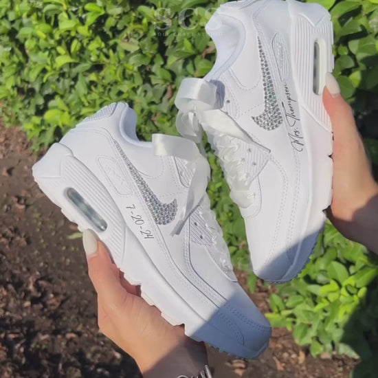 Cushioned Runner Crystals - detail video