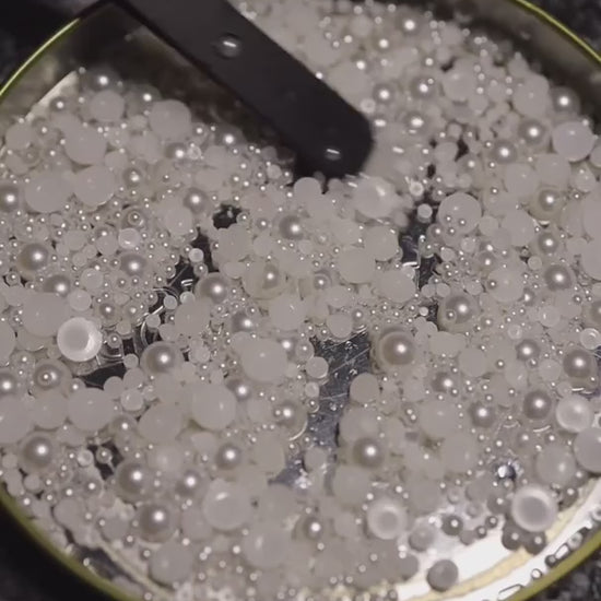Low-Top Leather Sneaker Pearls - detail video