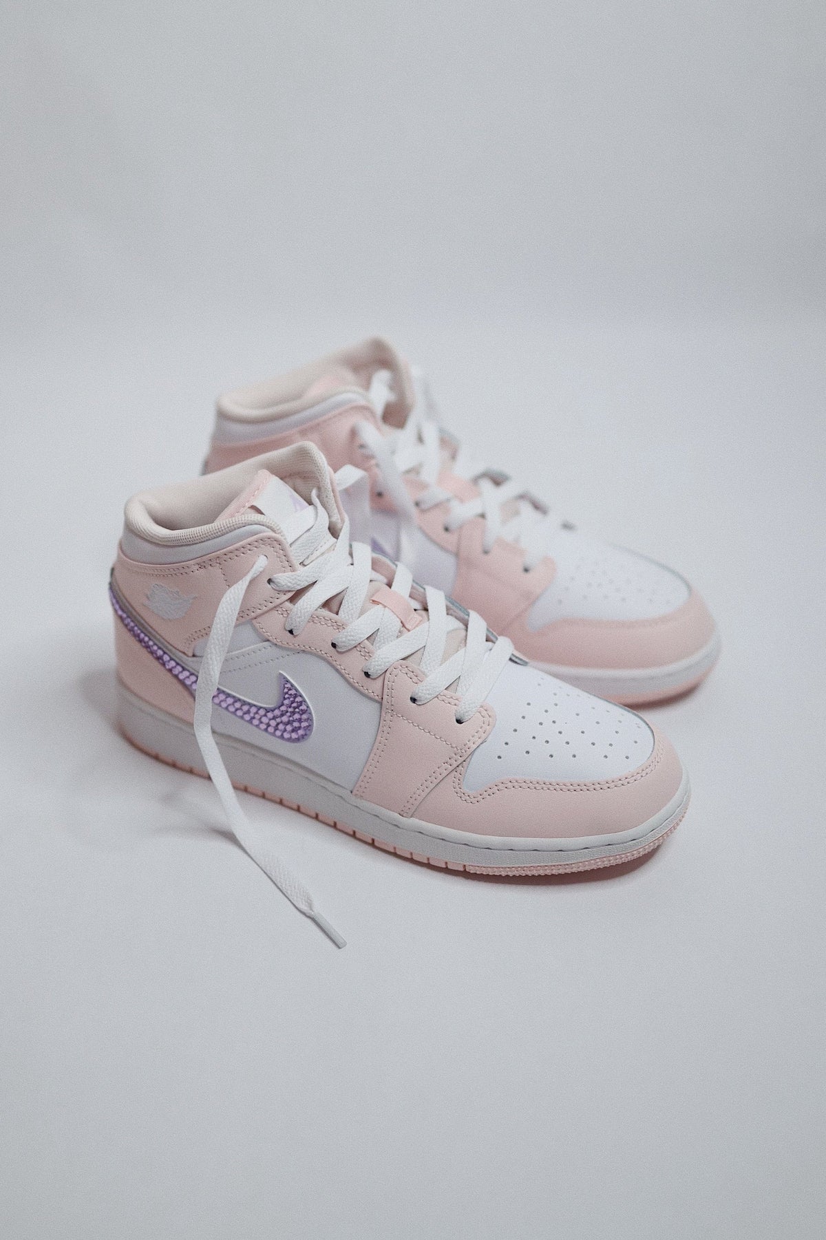 Retro High-Top Sneaker Light Pink Bling — Sample Pair
