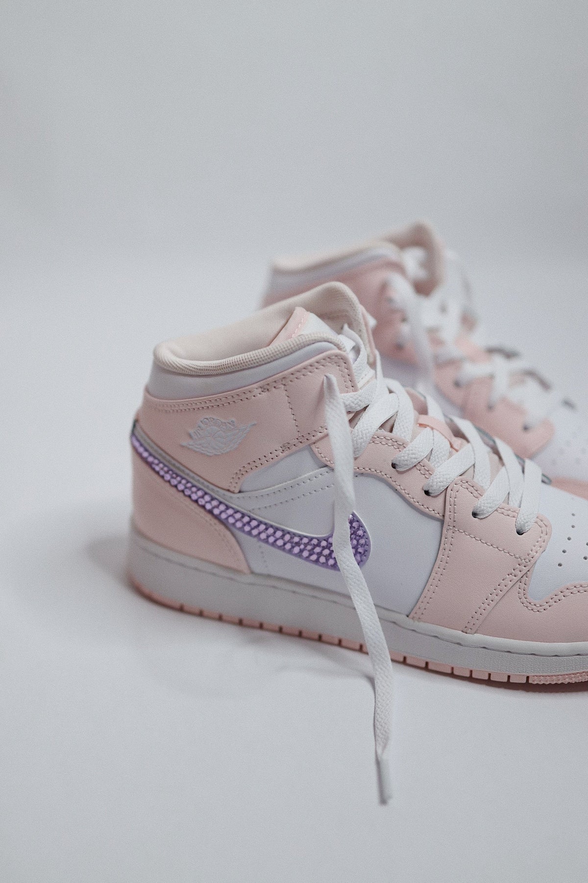 Retro High-Top Sneaker Light Pink Bling — Sample Pair