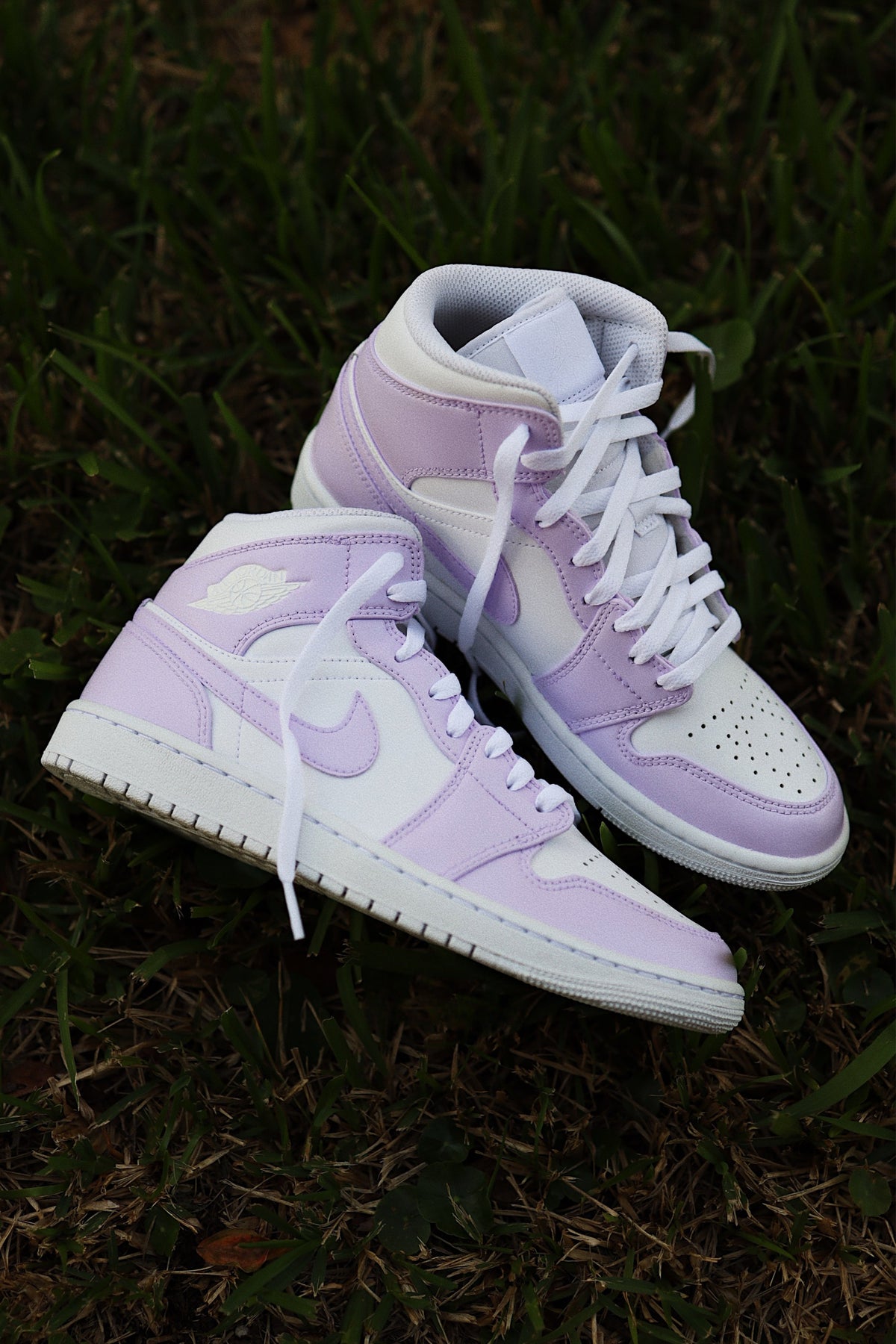 Retro High-Top Sneaker Lilac