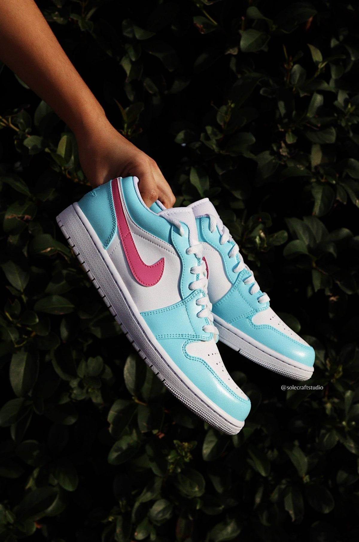 Retro High-Top Sneaker Pastel Neon