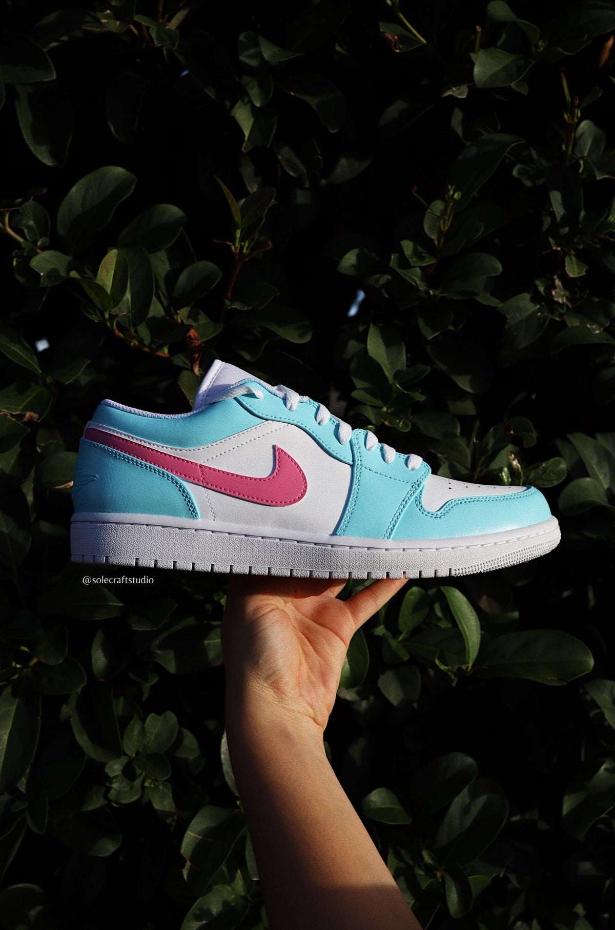 Retro High-Top Sneaker Pastel Neon