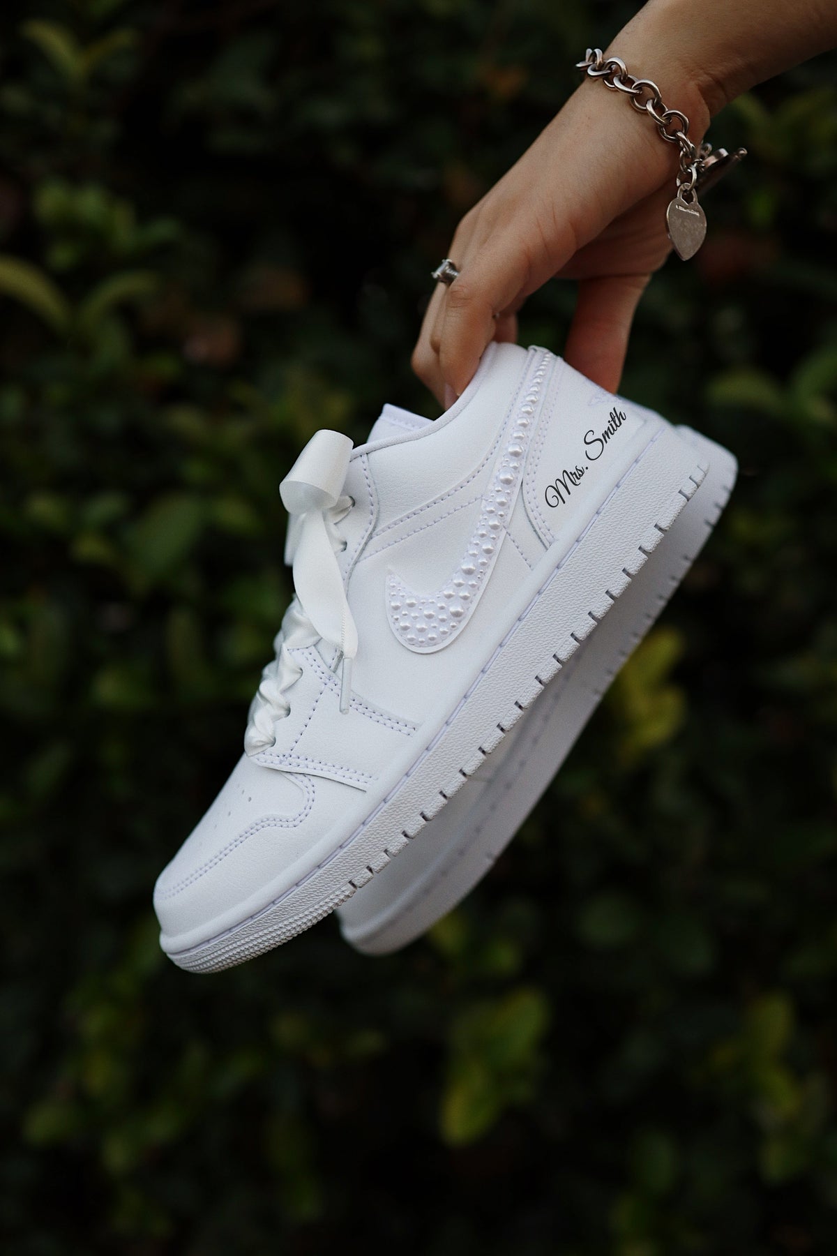 Retro High-Top Sneaker Pearls