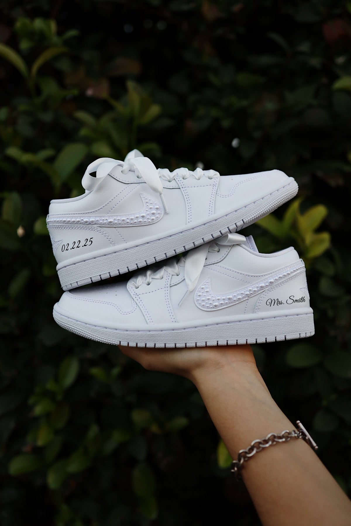Retro High-Top Sneaker Pearls