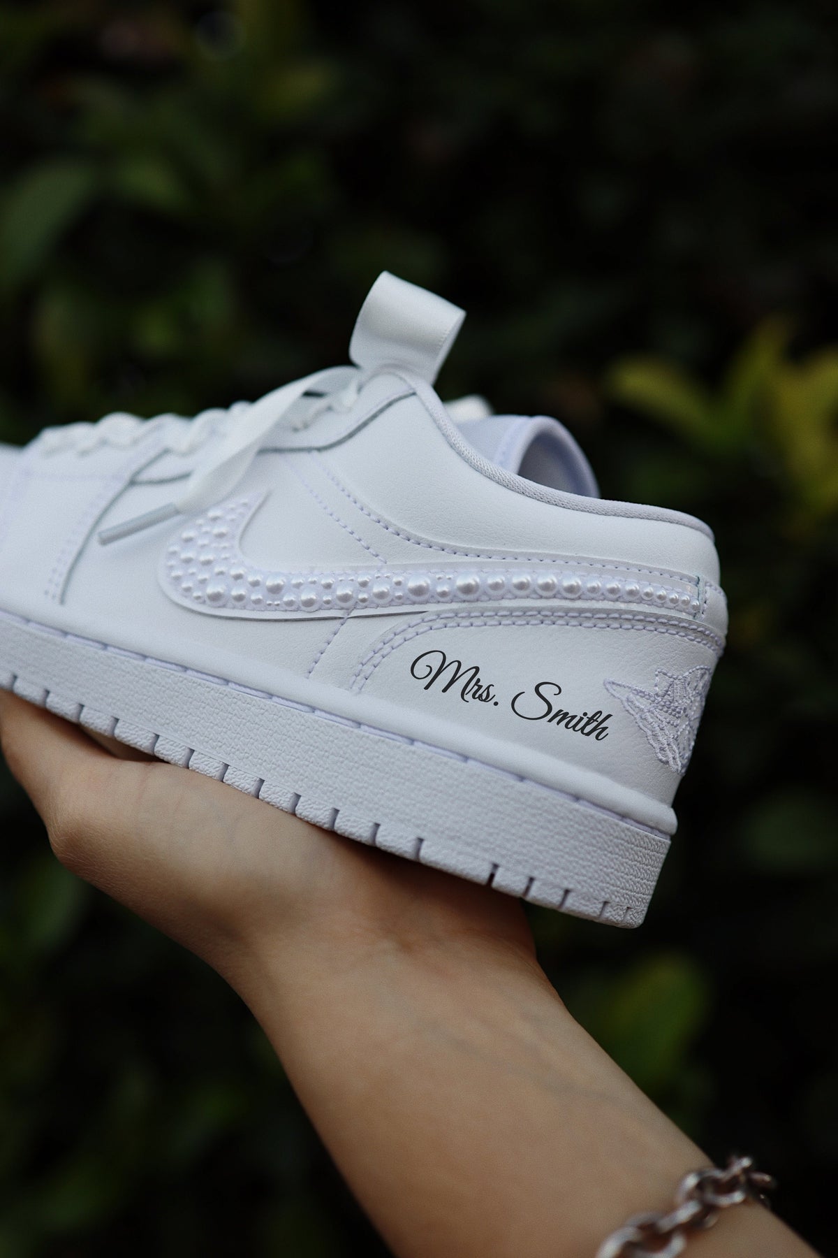 Retro High-Top Sneaker Pearls