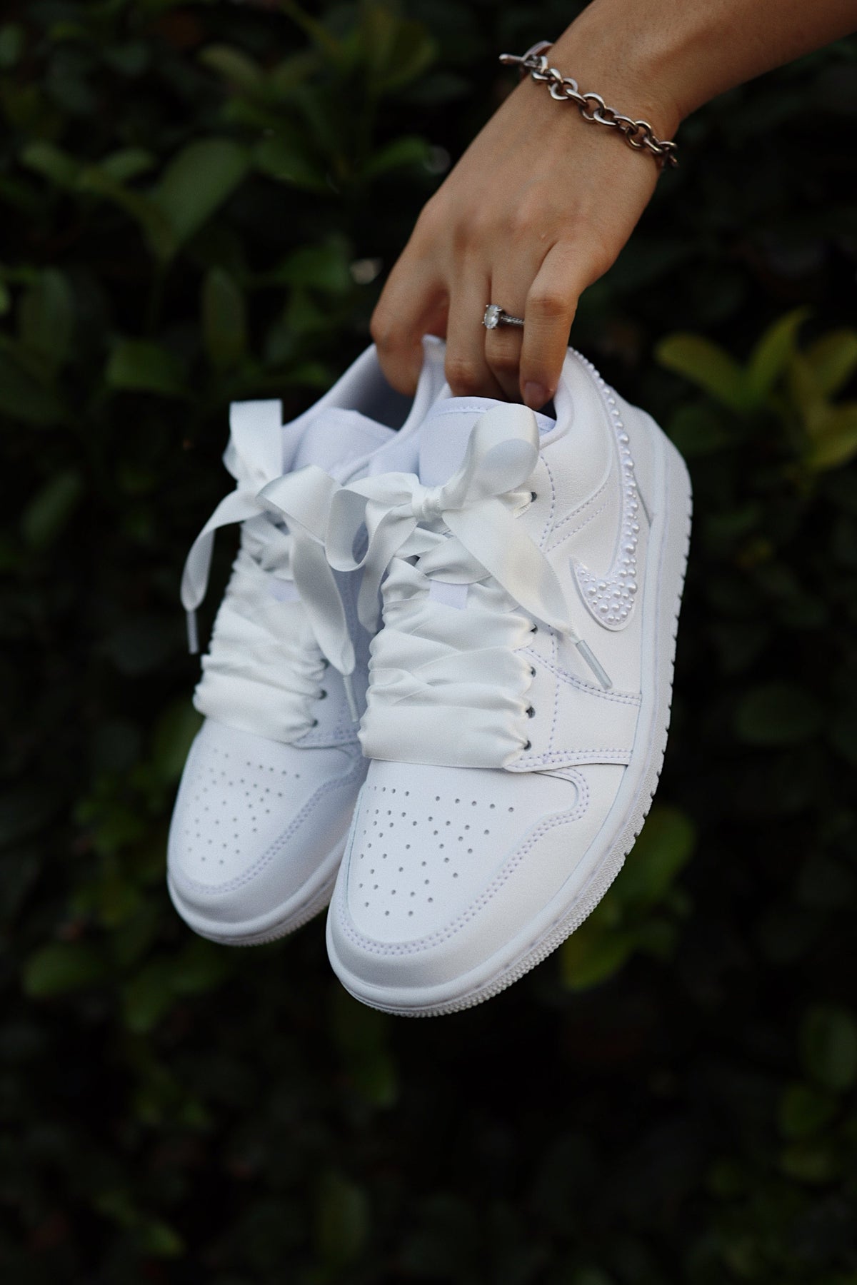 Retro High-Top Sneaker Pearls