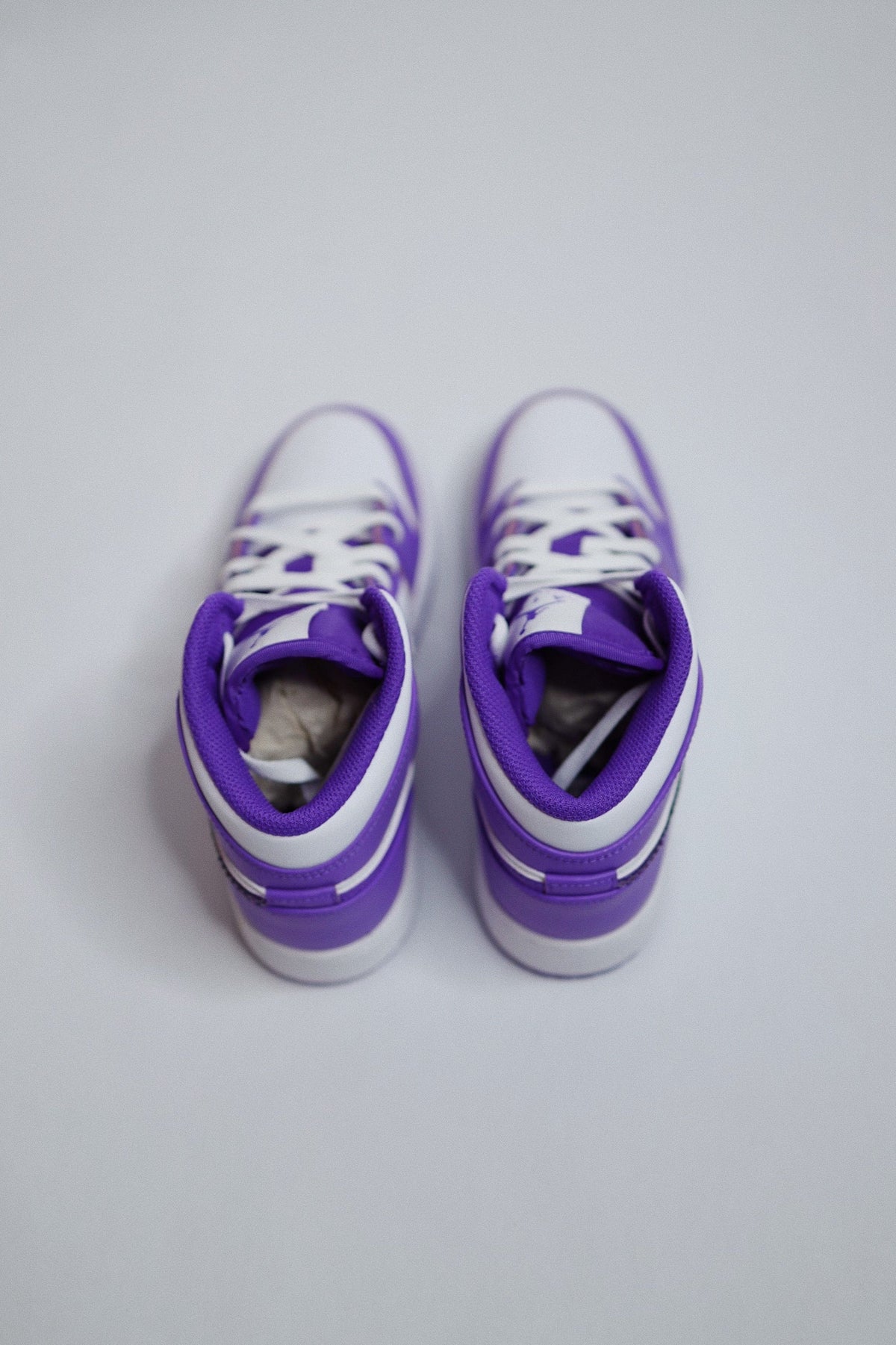 Retro High-Top Sneaker Purple Bling — Sample Pair