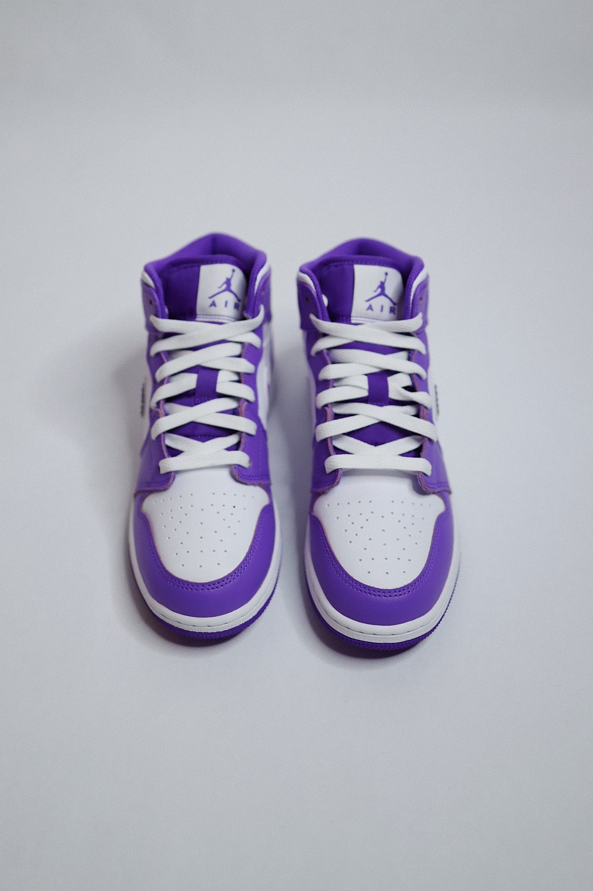 Retro High-Top Sneaker Purple Bling — Sample Pair